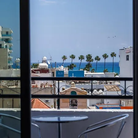 Sea View Centre 3bed Daire