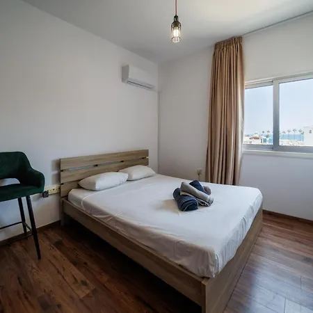 Lägenhet Sea View Centre 3bed Larnaca
