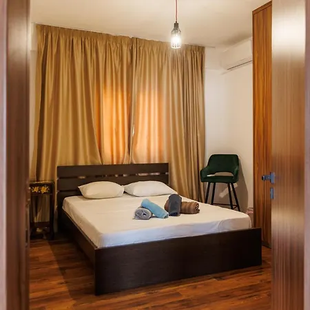 Sea View Centre 3bed