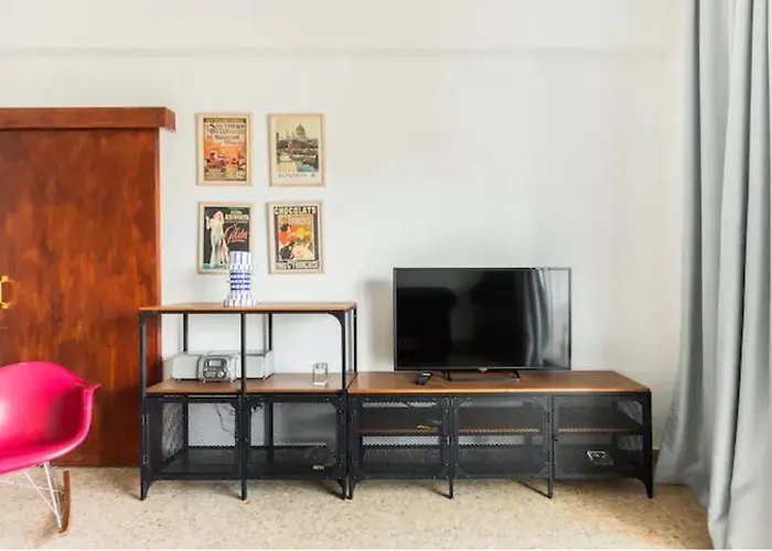 Sea View Centre 3bed 公寓